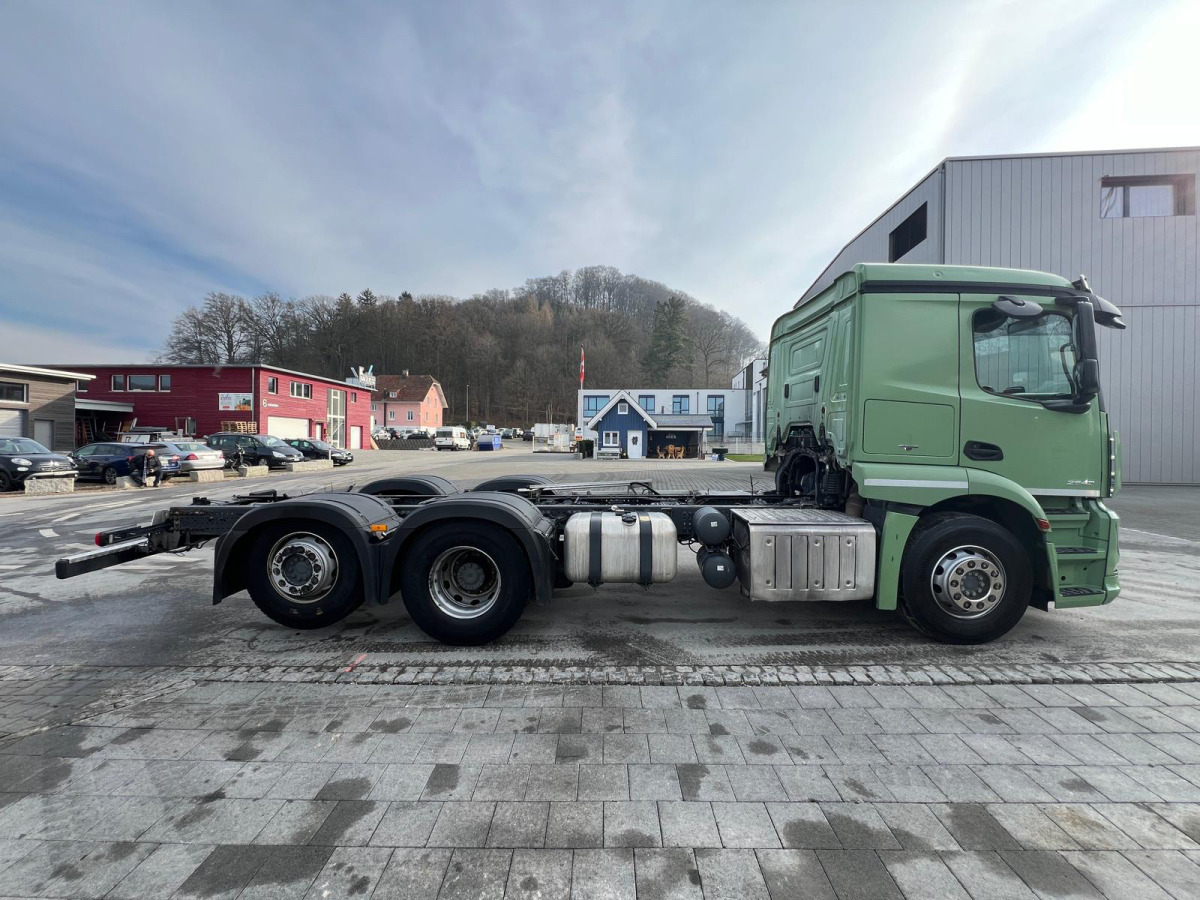 MERCEDES Actros 2543 6x2 - Chassi lastbil: bild 3 MERCEDES Actros 2543 6x2 - Chassi lastbil: bild 3