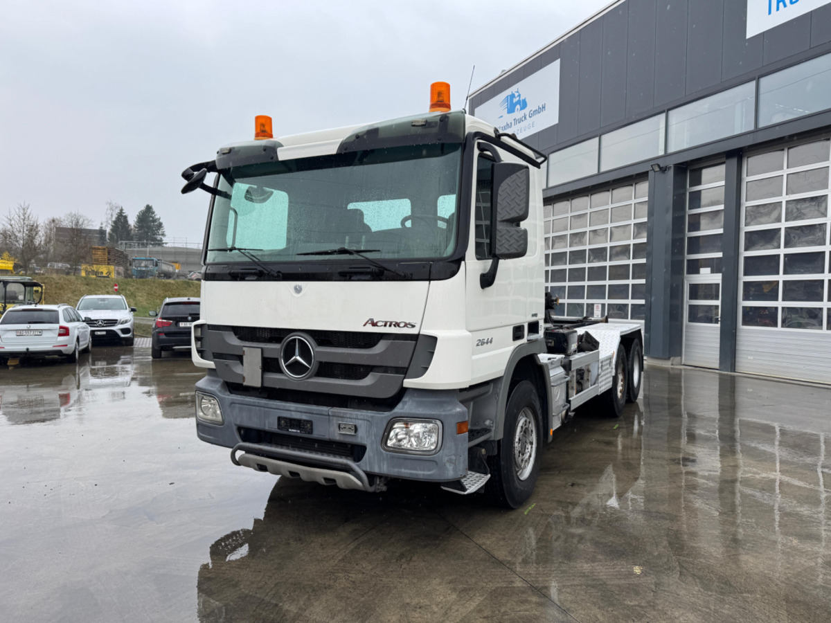 MERCEDES Actros 2644 6x4 Hiab - Lastväxlare lastbil: bild 1 MERCEDES Actros 2644 6x4 Hiab - Lastväxlare lastbil: bild 1