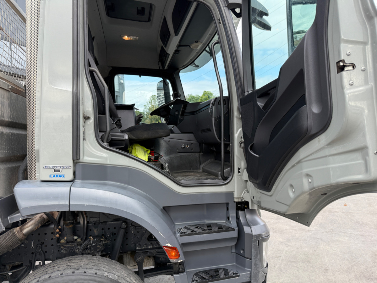 MERCEDES Arocs 1830 4x2 UT GIGANT 18T - Liftdumper lastbil: bild 4 MERCEDES Arocs 1830 4x2 UT GIGANT 18T - Liftdumper lastbil: bild 4