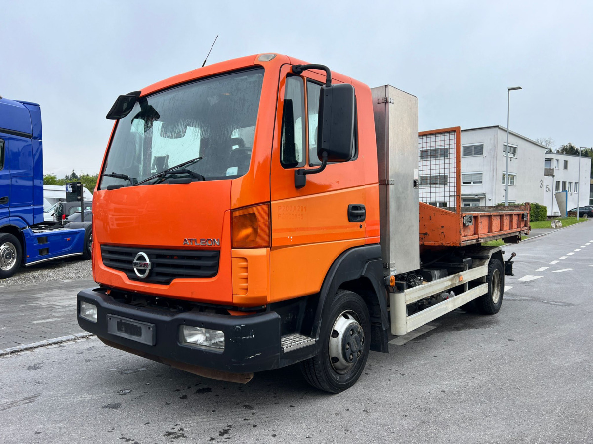NISSAN Atleon 80.19 4x2 Hooklift - Lastväxlare lastbil: bild 2 NISSAN Atleon 80.19 4x2 Hooklift - Lastväxlare lastbil: bild 2