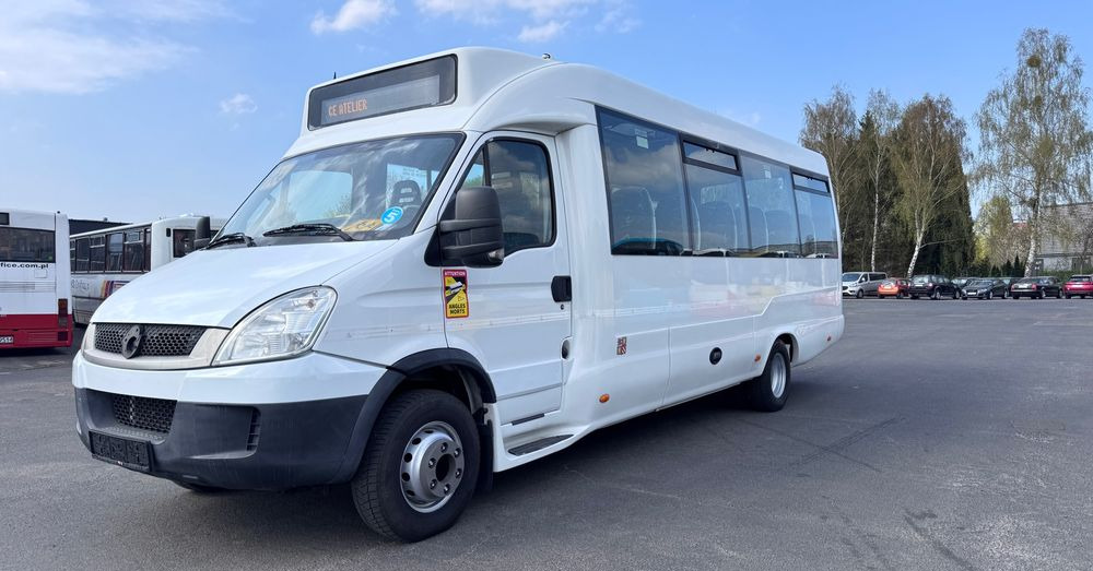 Irisbus Iveco / DURISOTTI / -28miejsc /euro5/ mała klima / winda / 114000 zł netto - Minibuss, Persontransport: bild 2 Irisbus Iveco / DURISOTTI / -28miejsc /euro5/ mała klima / winda / 114000 zł netto - Minibuss, Persontransport: bild 2