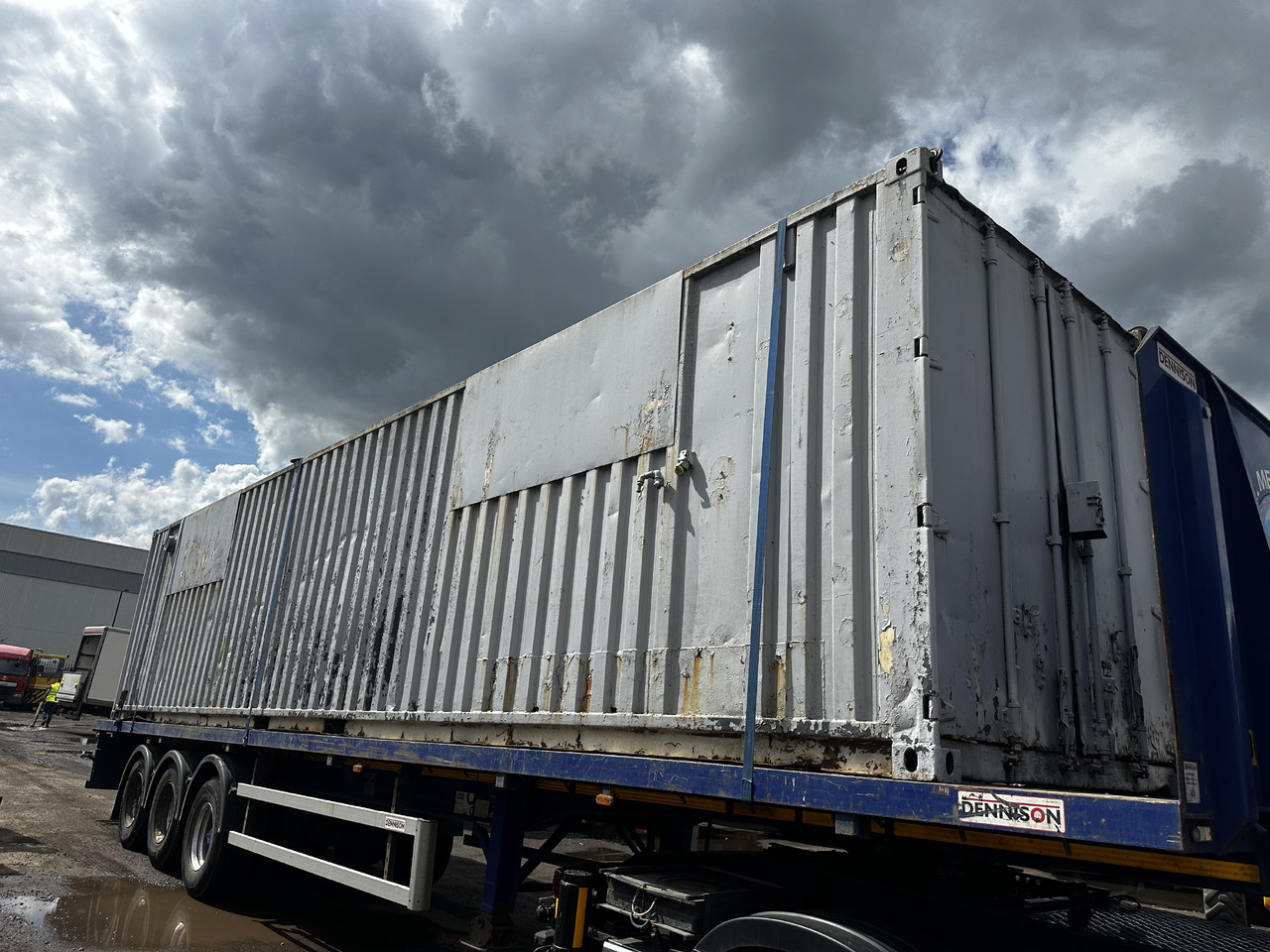 40' SHIPPING CONTAINER - Entreprenadutrustning: bild 1 40' SHIPPING CONTAINER - Entreprenadutrustning: bild 1