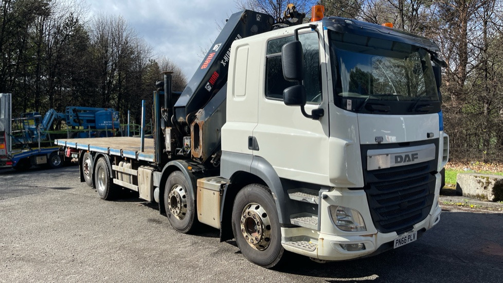 DAF CF 460 - Flakbil, Kranbil: bild 1 DAF CF 460 - Flakbil, Kranbil: bild 1