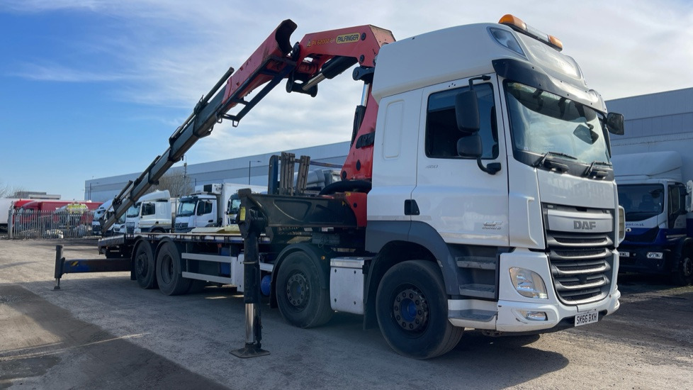 DAF CF 460 - Flakbil, Kranbil: bild 1 DAF CF 460 - Flakbil, Kranbil: bild 1
