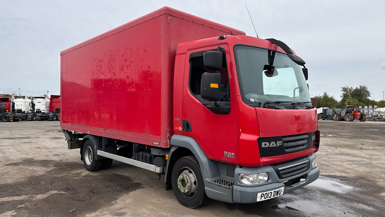 DAF LF 45.140 - Lastbil med skåp: bild 1 DAF LF 45.140 - Lastbil med skåp: bild 1