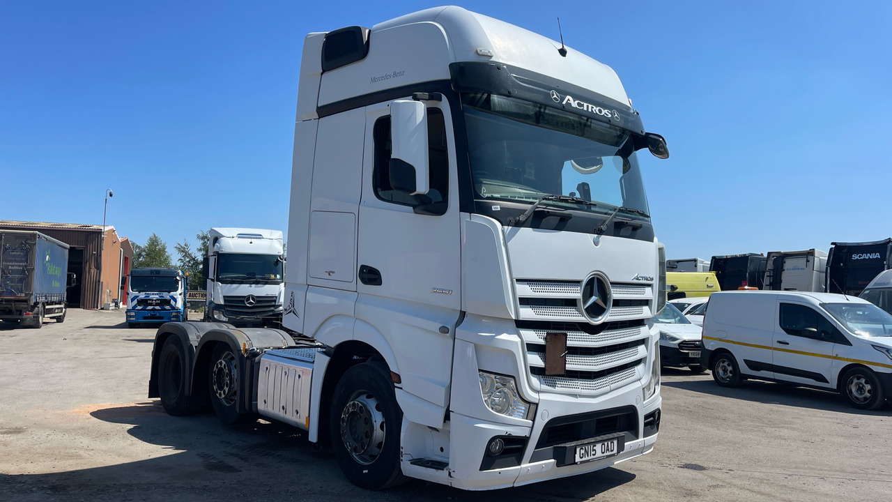 MERCEDES-BENZ ACTROS 2551 - Dragbil: bild 1 MERCEDES-BENZ ACTROS 2551 - Dragbil: bild 1
