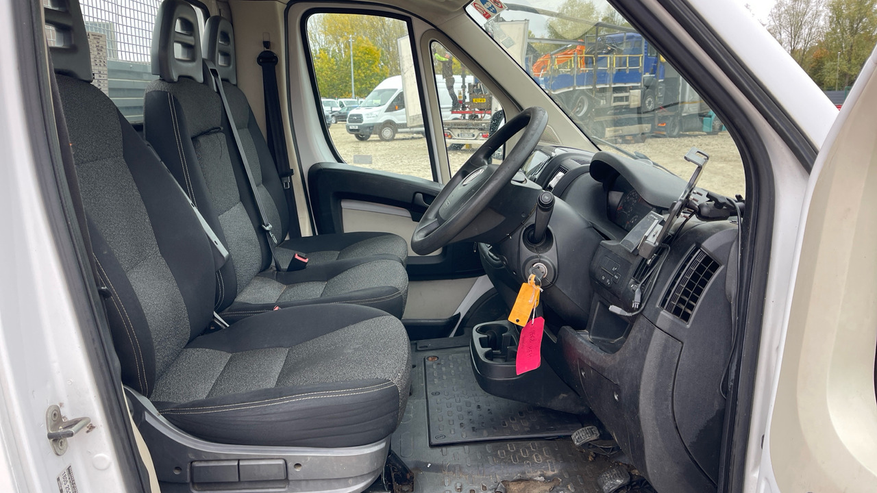Fiat Ducato 35 2.3 MULTIJET 130PS - Transportbil med flak: bild 5 Fiat Ducato 35 2.3 MULTIJET 130PS - Transportbil med flak: bild 5