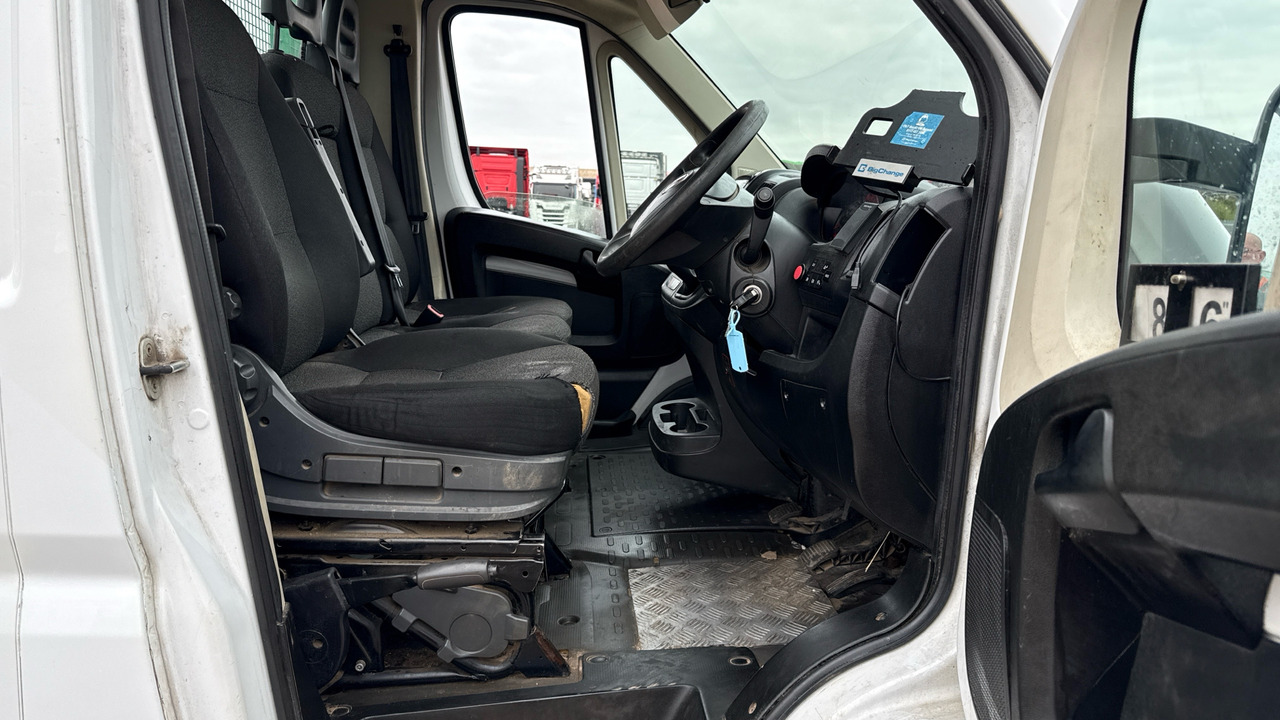 Fiat Ducato 35 2.3 MULTIJET 140PS - Transportbil med flak: bild 5 Fiat Ducato 35 2.3 MULTIJET 140PS - Transportbil med flak: bild 5