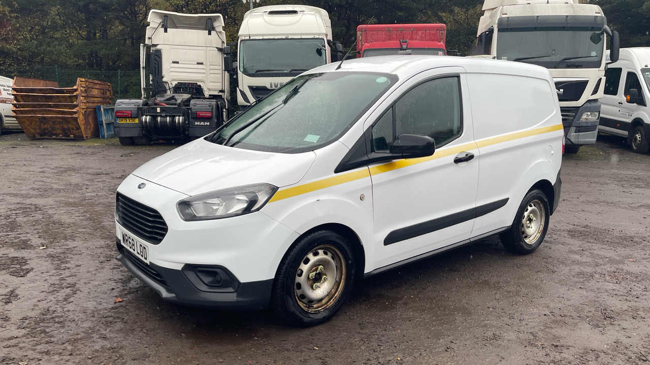 Ford Transit COURIER 1.5 TDCi - Små skåpbil: bild 2 Ford Transit COURIER 1.5 TDCi - Små skåpbil: bild 2