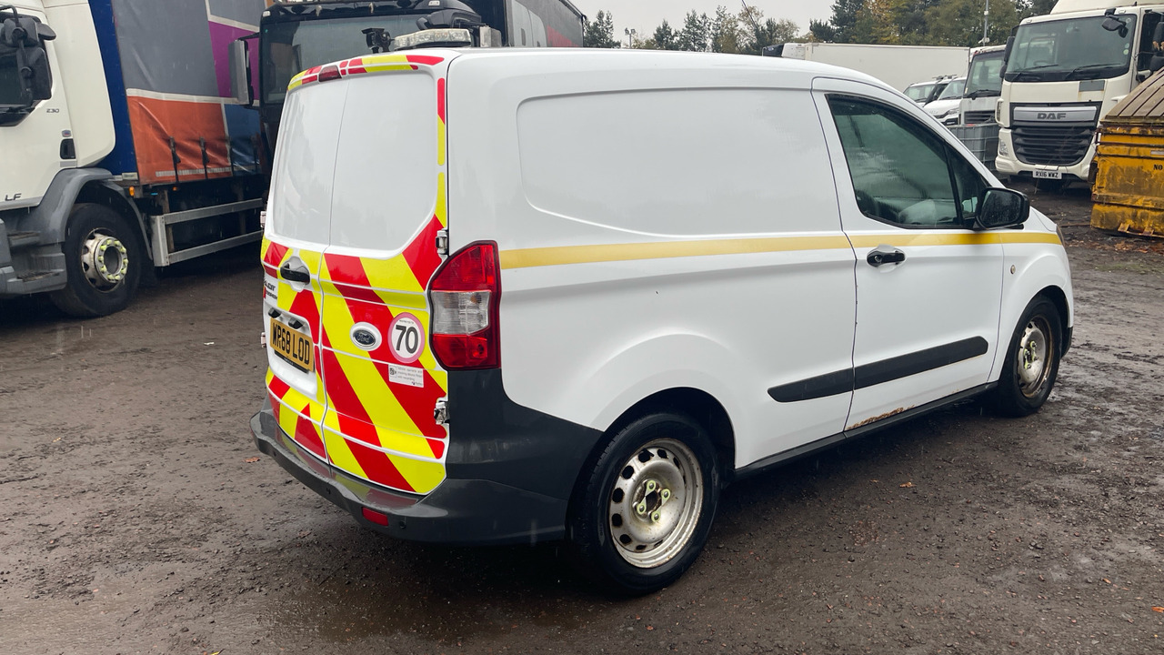 Ford Transit COURIER 1.5 TDCi - Små skåpbil: bild 4 Ford Transit COURIER 1.5 TDCi - Små skåpbil: bild 4