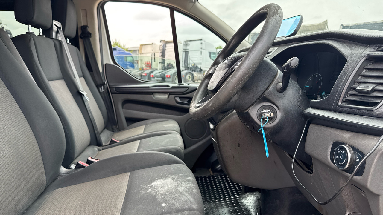 Ford Transit Custom 300 2.0 TDCi 130PS - Dubbelhytt transportbil: bild 5 Ford Transit Custom 300 2.0 TDCi 130PS - Dubbelhytt transportbil: bild 5
