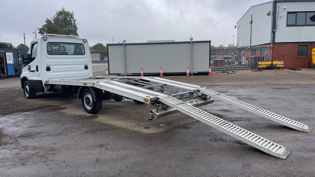IVECO DAILY 35-140 2.3 - Bärgningsbil: bild 3 IVECO DAILY 35-140 2.3 - Bärgningsbil: bild 3