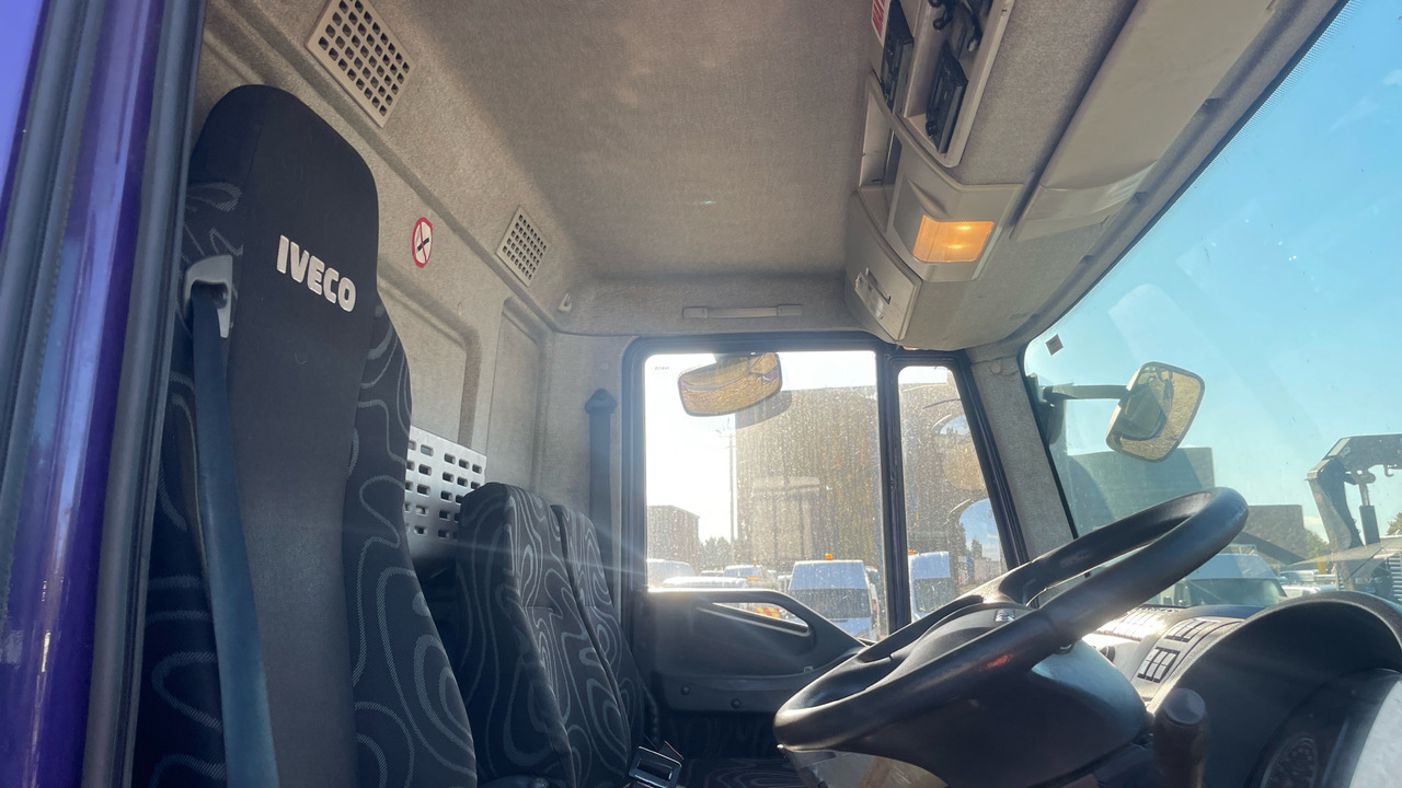 IVECO EUROCARGO 180E - Flakbil: bild 5 IVECO EUROCARGO 180E - Flakbil: bild 5