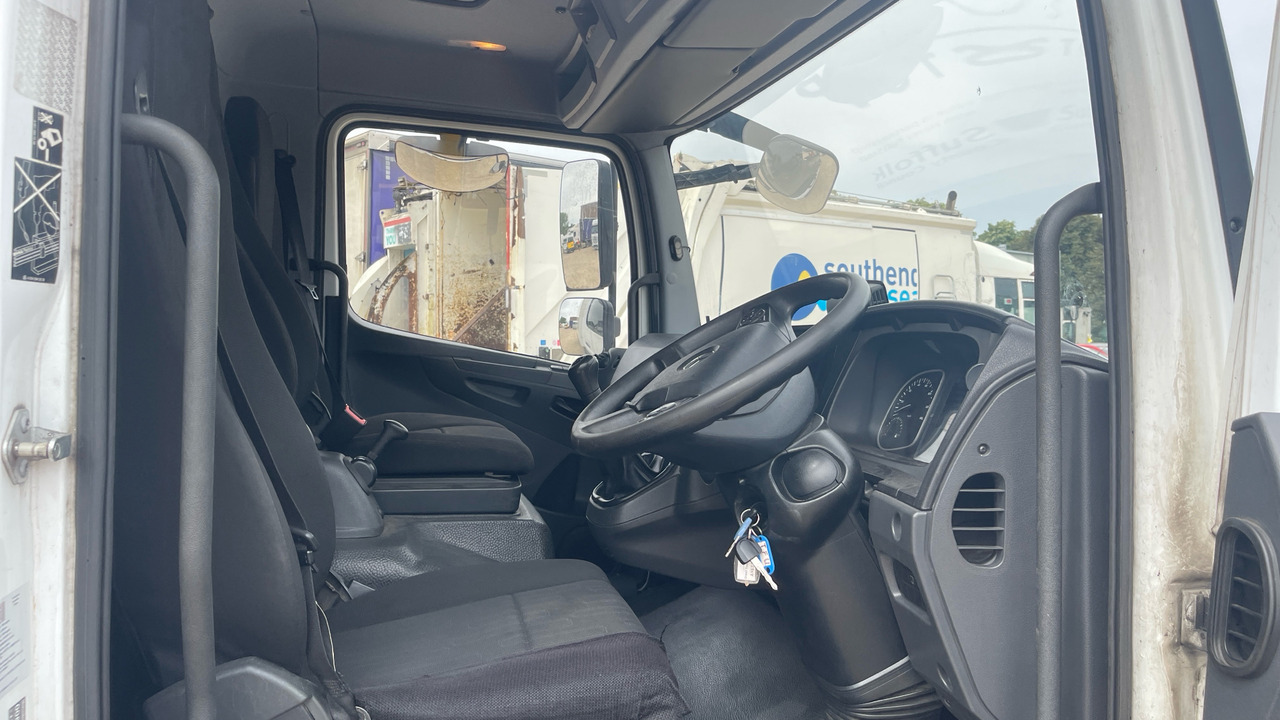 MERCEDES-BENZ ATEGO 818 - Lastbil med skåp: bild 5 MERCEDES-BENZ ATEGO 818 - Lastbil med skåp: bild 5
