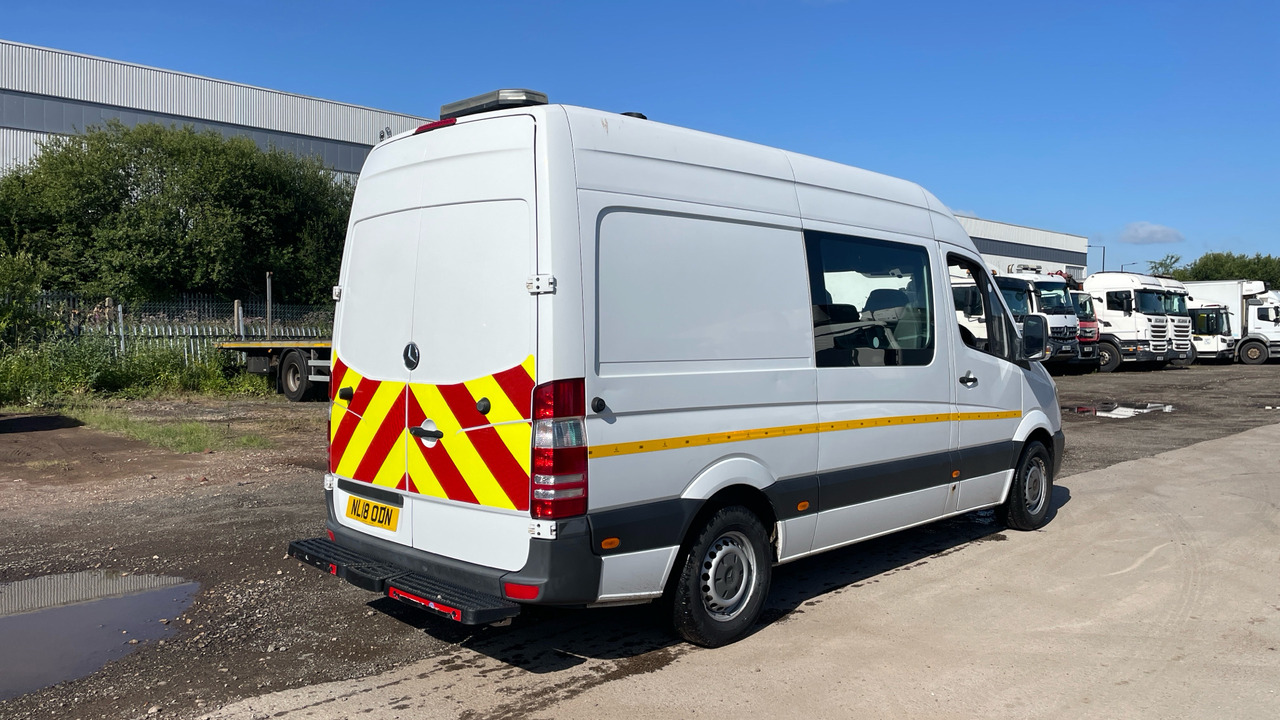 MERCEDES-BENZ SPRINTER 3314 CDI - Persontransport: bild 4 MERCEDES-BENZ SPRINTER 3314 CDI - Persontransport: bild 4