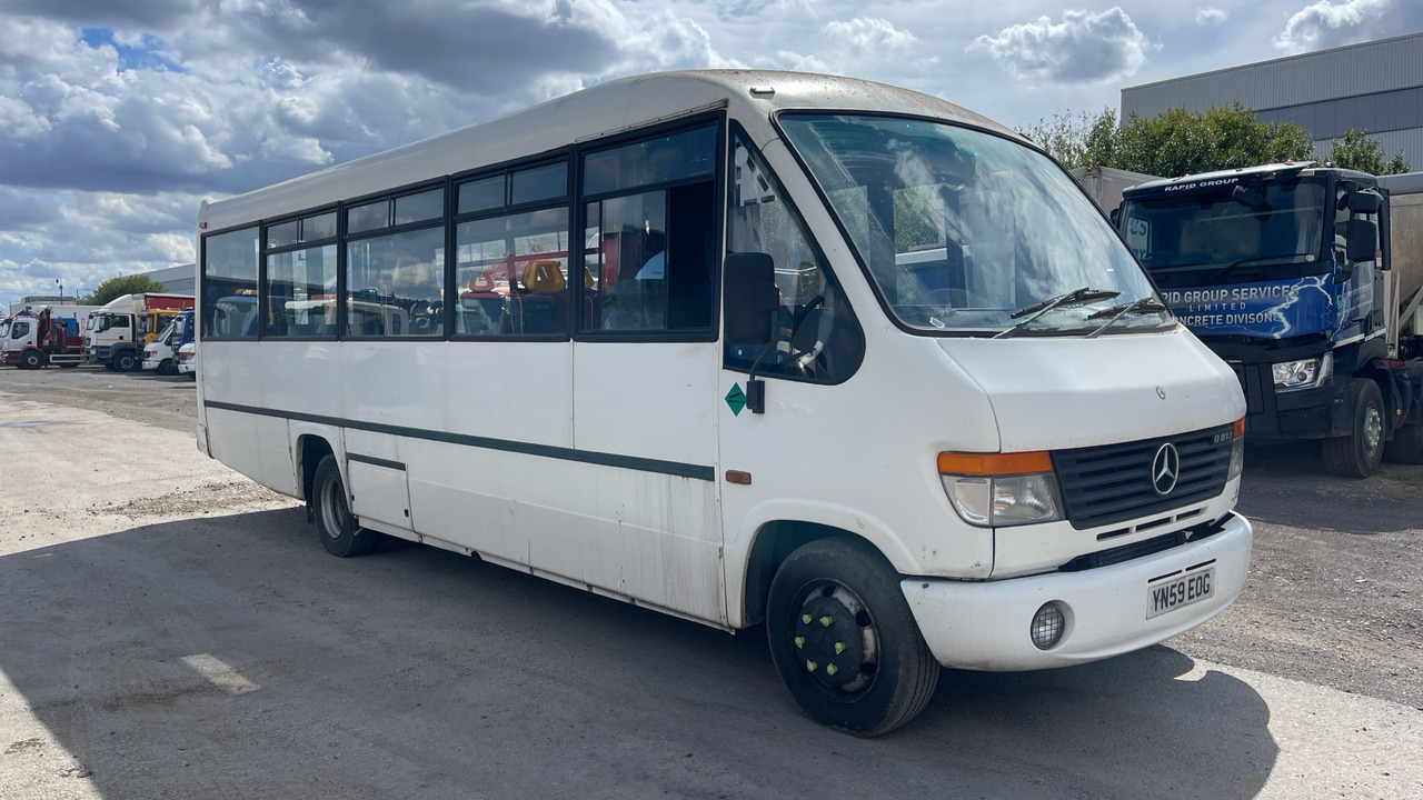 MERCEDES-BENZ VARIO 0813D - Minibuss, Persontransport: bild 1 MERCEDES-BENZ VARIO 0813D - Minibuss, Persontransport: bild 1