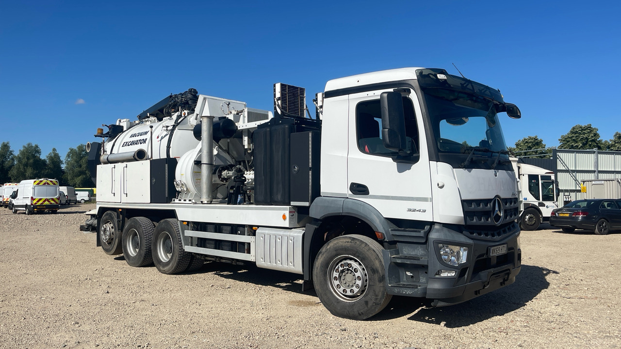 Mercedes-Benz Arocs 3243 - Sugbil: bild 1 Mercedes-Benz Arocs 3243 - Sugbil: bild 1