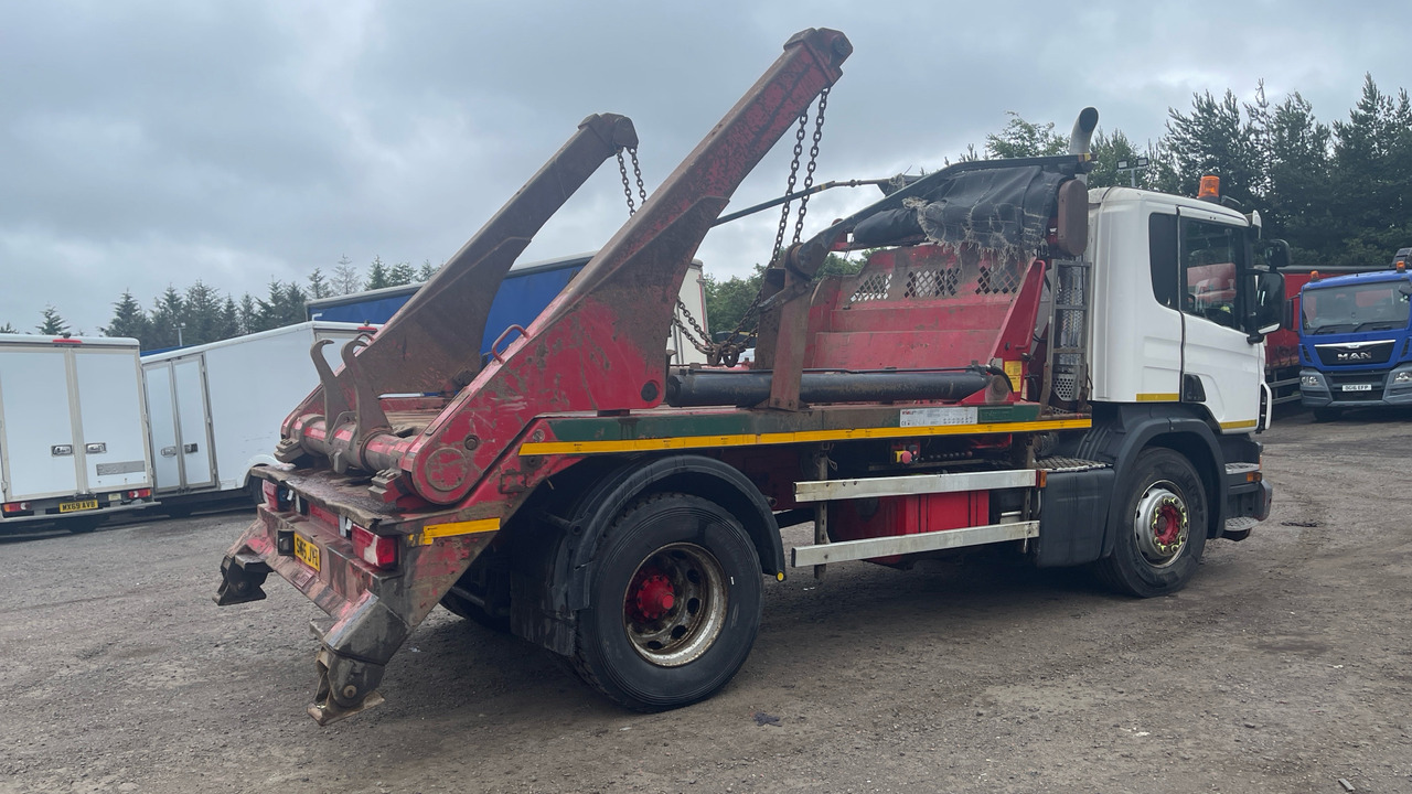 SCANIA P 250 - Liftdumper lastbil: bild 4 SCANIA P 250 - Liftdumper lastbil: bild 4