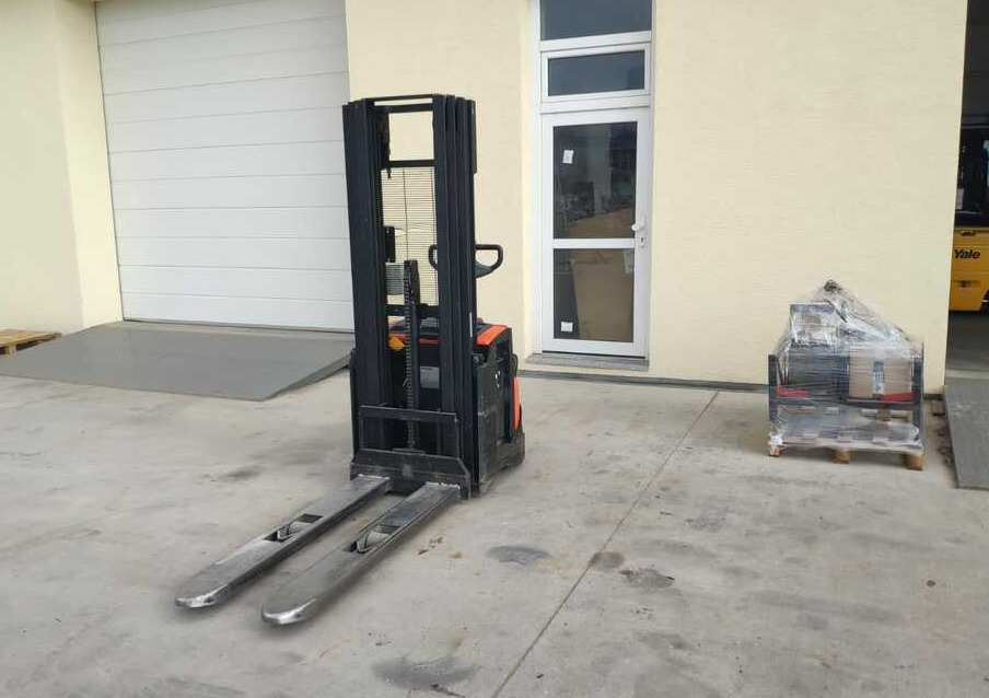 BT SWE120, forks 1400 mm - Staplare: bild 1 BT SWE120, forks 1400 mm - Staplare: bild 1