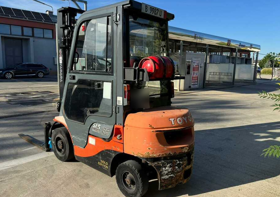Toyota 7FGF25 - Gasoltruck: bild 2 Toyota 7FGF25 - Gasoltruck: bild 2