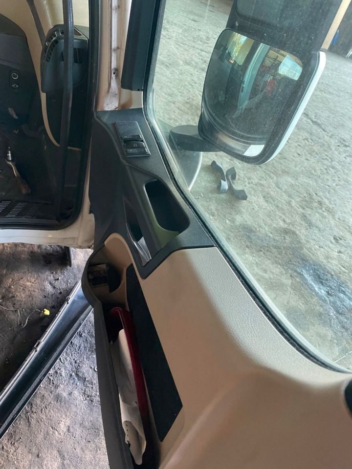 Actros MP4 Beifahrertür, Tür Rechts Weiß Spiegel Innenverkleidung - Dörr och reservdelar för Lastbil: bild 4 Actros MP4 Beifahrertür, Tür Rechts Weiß Spiegel Innenverkleidung - Dörr och reservdelar för Lastbil: bild 4