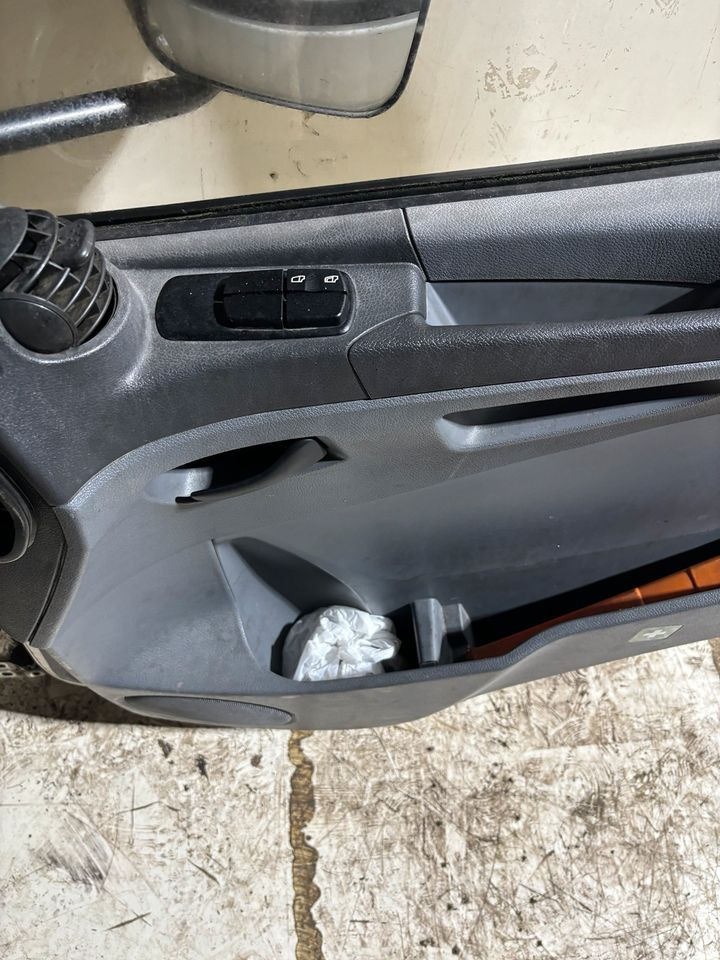 Atego Beifahrertür,weiß,Spiegel&Innenverkleidung LN 22 - Dörr och reservdelar för Lastbil: bild 5 Atego Beifahrertür,weiß,Spiegel&Innenverkleidung LN 22 - Dörr och reservdelar för Lastbil: bild 5