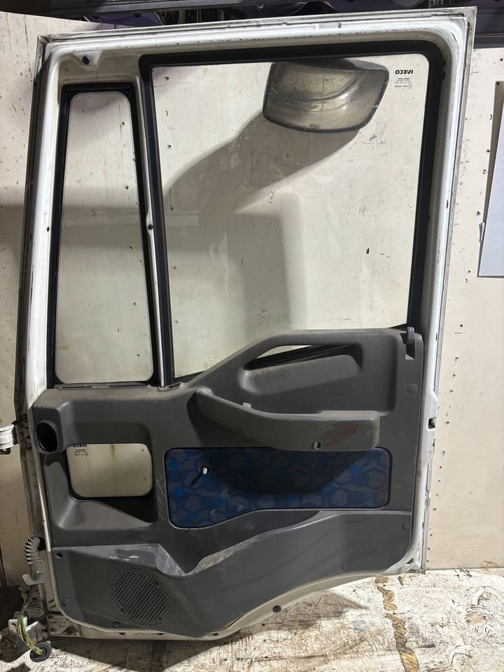 IVECO EURO CARGO Beifahrertür,weiß,Innenverkleidung LN 20 - Dörr och reservdelar för Lastbil: bild 3 IVECO EURO CARGO Beifahrertür,weiß,Innenverkleidung LN 20 - Dörr och reservdelar för Lastbil: bild 3
