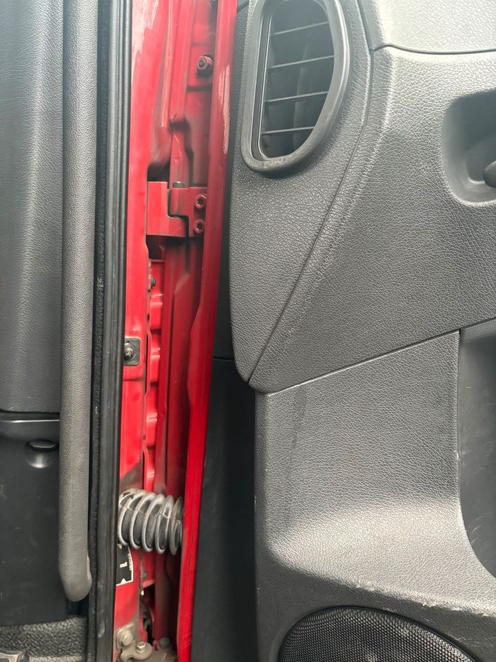 Mercedes Atego 4 EU6 Beifahrertür, Rot, Innenverkleidung, Spiegel - Dörr och reservdelar för Lastbil: bild 4 Mercedes Atego 4 EU6 Beifahrertür, Rot, Innenverkleidung, Spiegel - Dörr och reservdelar för Lastbil: bild 4