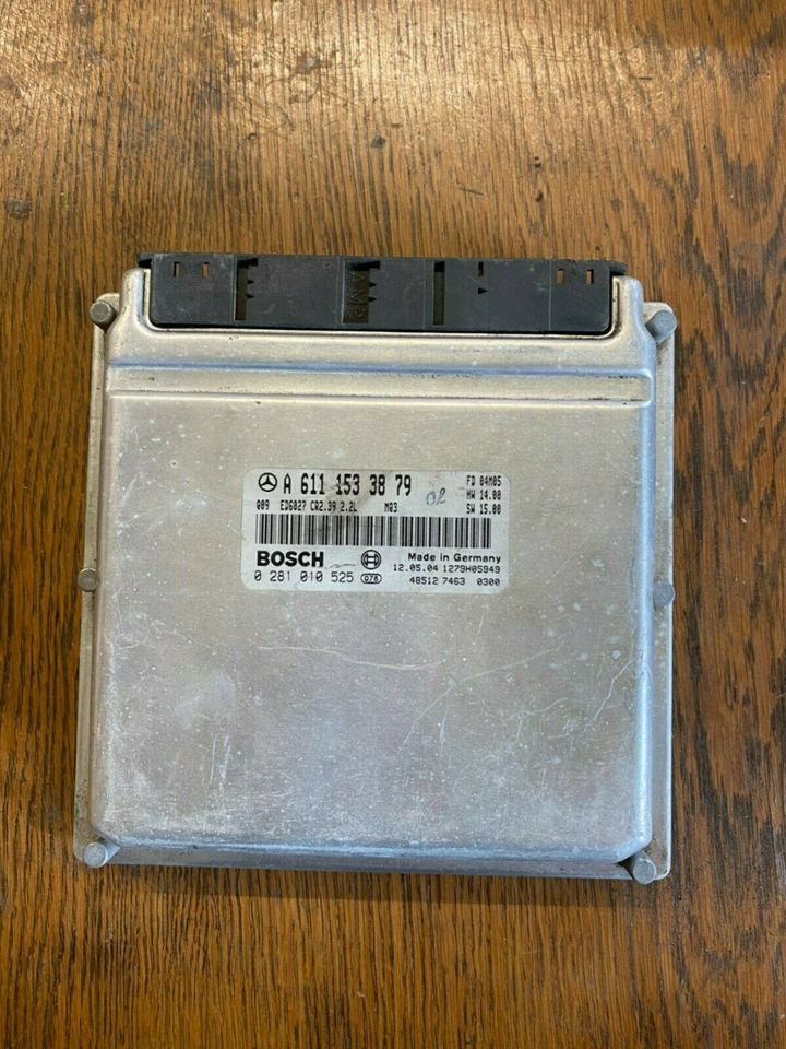 Mercedes Sprinter BOSCH Steuergerät A 611 153 38 79 - Kontrollenhet för Lastbil: bild 1 Mercedes Sprinter BOSCH Steuergerät A 611 153 38 79 - Kontrollenhet för Lastbil: bild 1