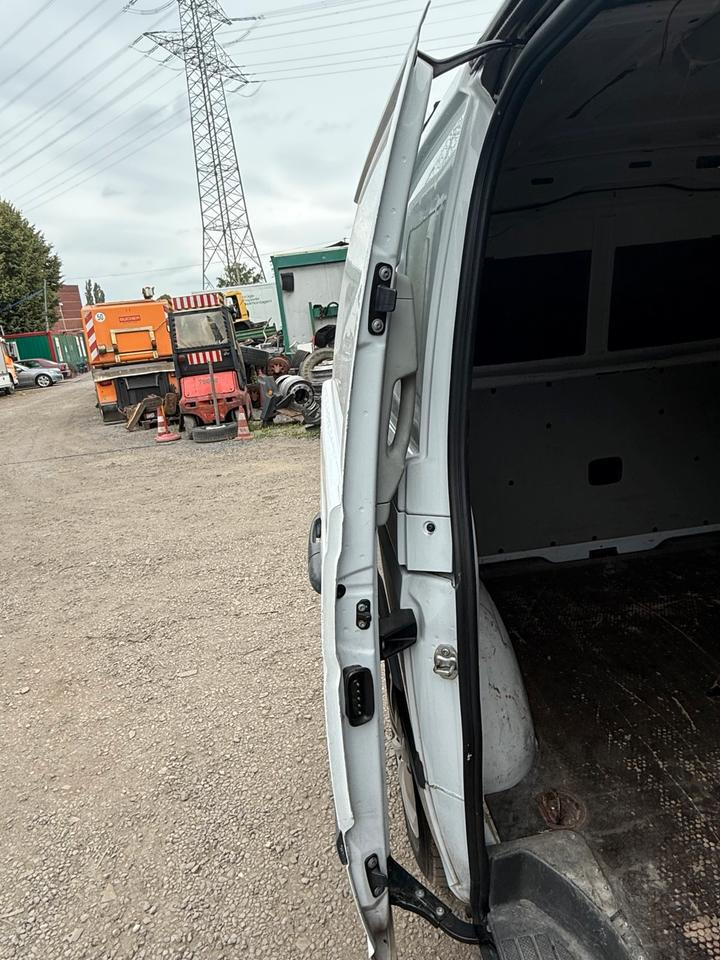 Mercedes VITO Seitentür Schiebetür BJ 2012 - Dörr och reservdelar för Transportbil: bild 2 Mercedes VITO Seitentür Schiebetür BJ 2012 - Dörr och reservdelar för Transportbil: bild 2