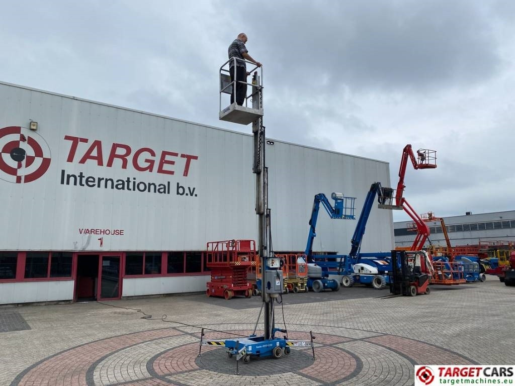 Genie AWP-25S Electric AC Vertical Mast Work Lift 950cm - Pelarlift: bild 5 Genie AWP-25S Electric AC Vertical Mast Work Lift 950cm - Pelarlift: bild 5