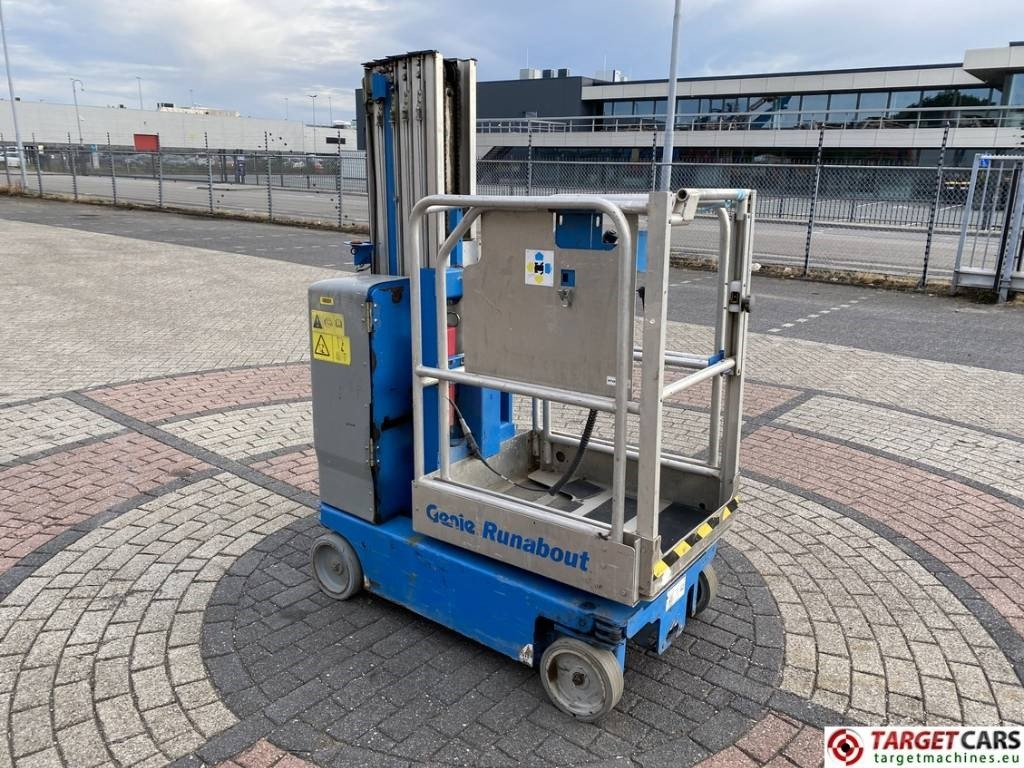 Genie GR20 Runabout Electric Vertical Mast Lift 802cm - Pelarlift: bild 2 Genie GR20 Runabout Electric Vertical Mast Lift 802cm - Pelarlift: bild 2