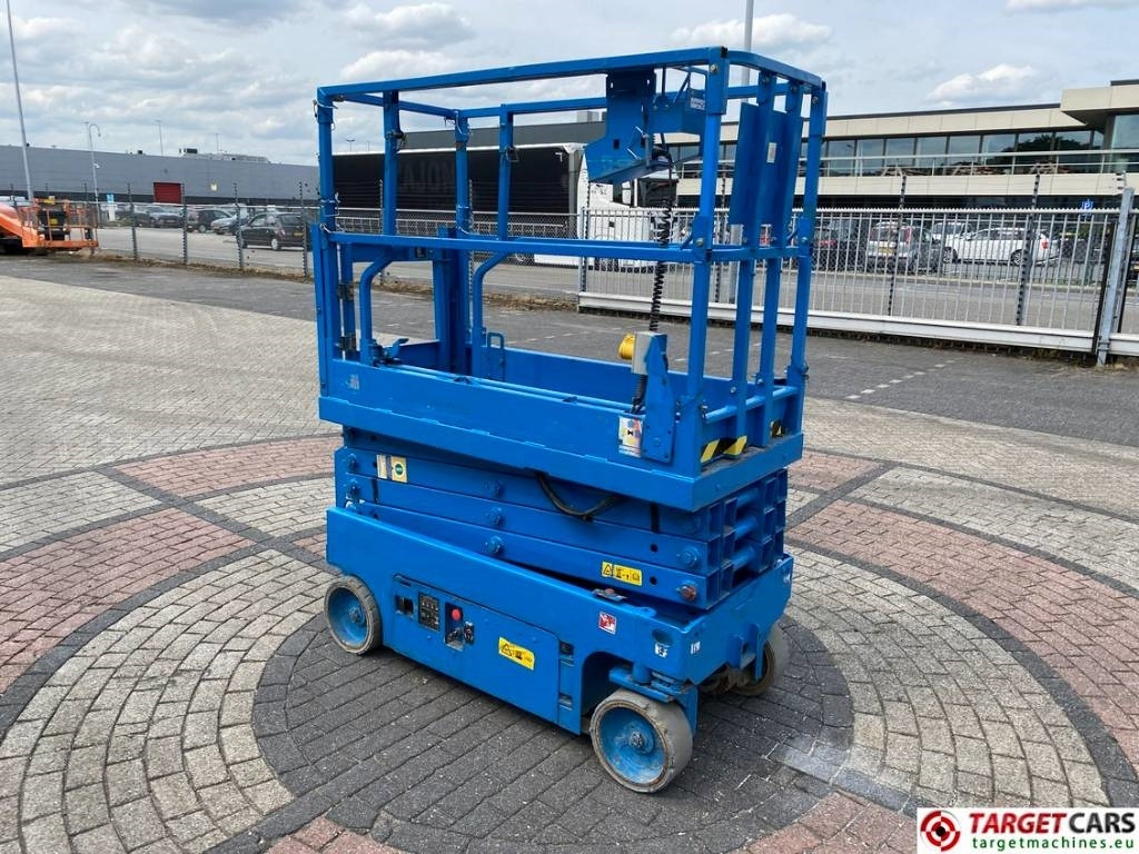 Genie GS-1932 Electric Scissor Work Lift 779cm - Saxlift: bild 2 Genie GS-1932 Electric Scissor Work Lift 779cm - Saxlift: bild 2