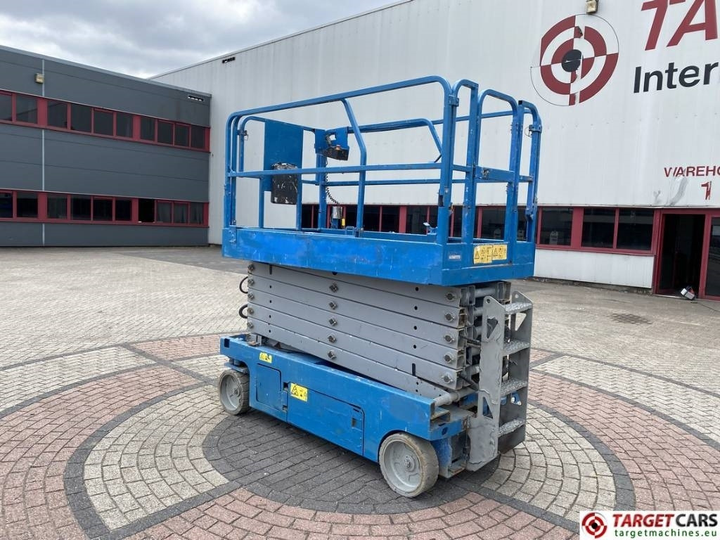 Genie GS-4047 Electric 4047 Scissor Work Lift 1389cm - Saxlift: bild 4 Genie GS-4047 Electric 4047 Scissor Work Lift 1389cm - Saxlift: bild 4