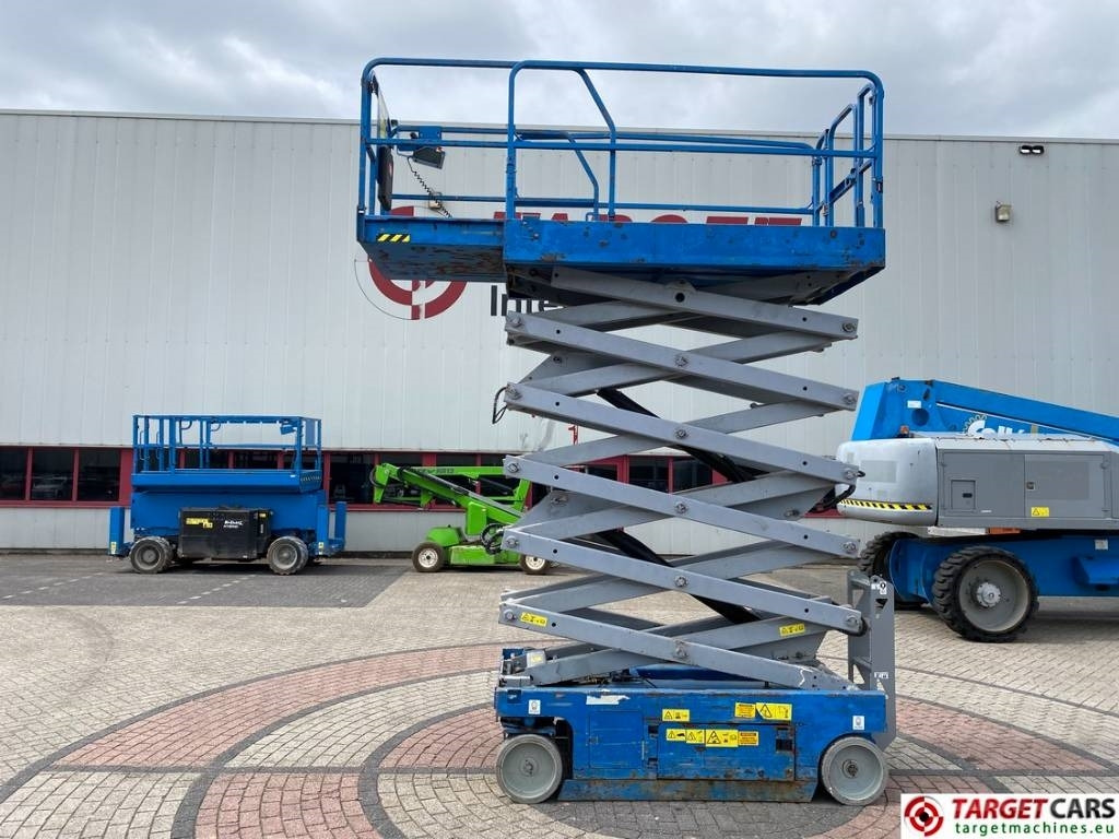 Genie GS-4047 Electric Scissor Work Lift 1389cm - Saxlift: bild 5 Genie GS-4047 Electric Scissor Work Lift 1389cm - Saxlift: bild 5