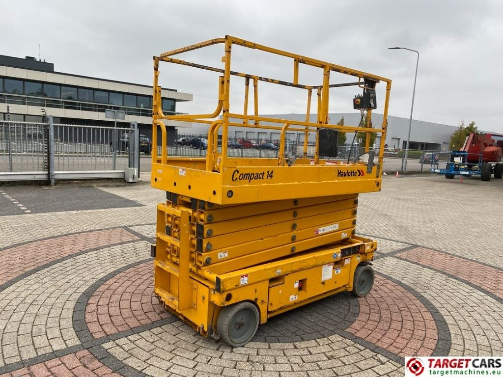 Haulotte Compact 14 Electric Scissor Work Lift 1385cm - Saxlift: bild 3 Haulotte Compact 14 Electric Scissor Work Lift 1385cm - Saxlift: bild 3