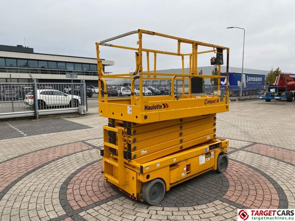 Haulotte Compact 14 Electric Scissor Work Lift 1385cm - Saxlift: bild 3 Haulotte Compact 14 Electric Scissor Work Lift 1385cm - Saxlift: bild 3