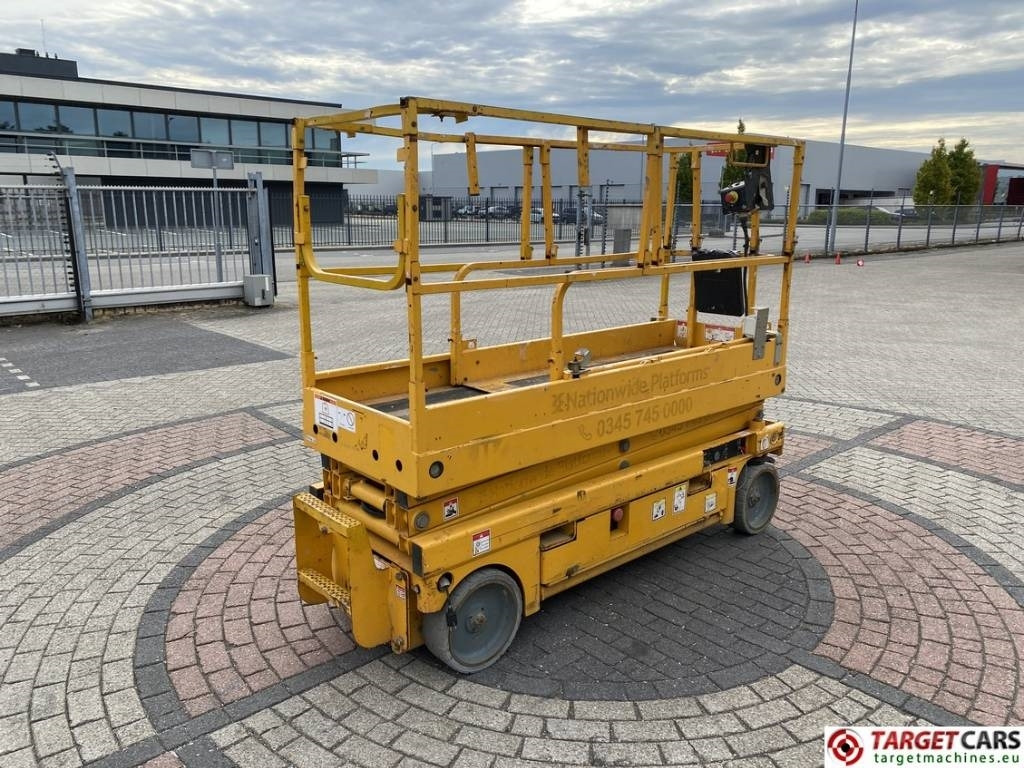 Haulotte Compact 8 Electric Scissor Work Lift 818cm - Saxlift: bild 3 Haulotte Compact 8 Electric Scissor Work Lift 818cm - Saxlift: bild 3