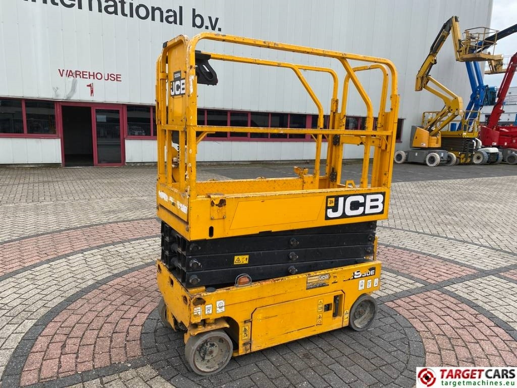 JCB S1930E Electric Scissor Work Lift 780cm - Saxlift: bild 1 JCB S1930E Electric Scissor Work Lift 780cm - Saxlift: bild 1