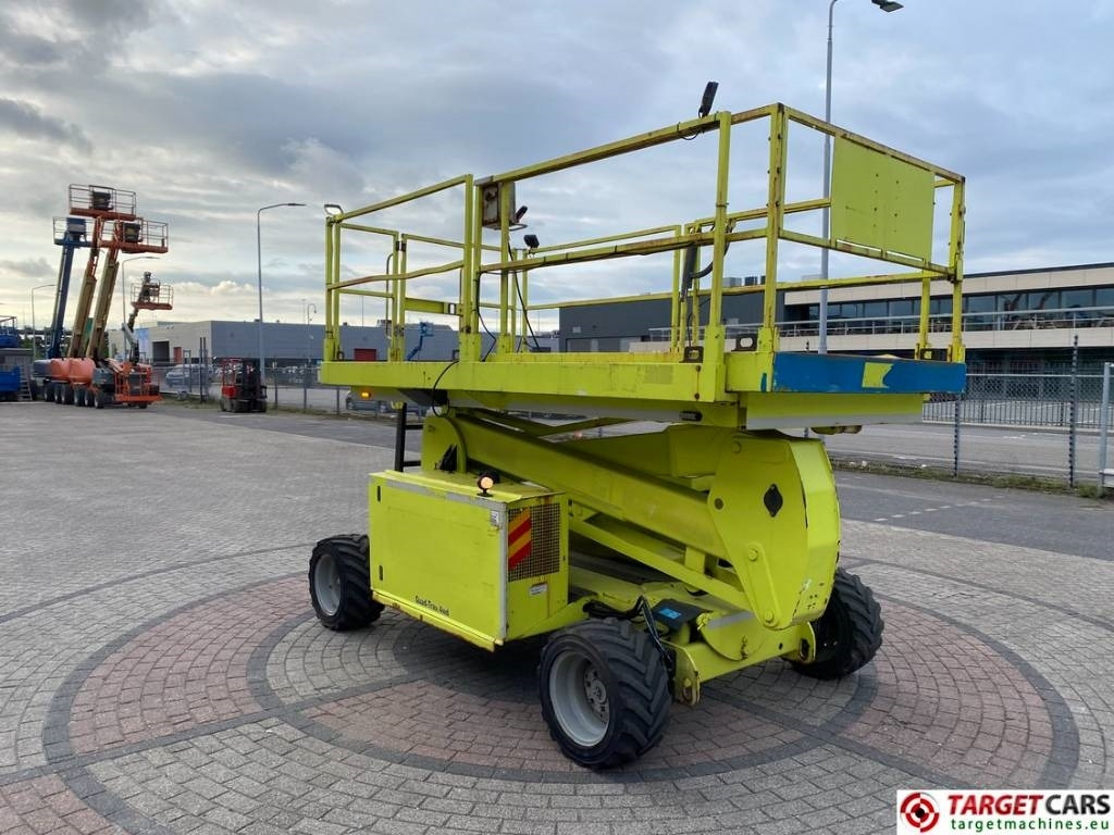 MEC 2684RT Diesel 4x4 Scissor Lift Speed-Level 992cm - Saxlift: bild 2 MEC 2684RT Diesel 4x4 Scissor Lift Speed-Level 992cm - Saxlift: bild 2