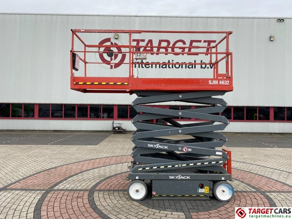 SkyJack SJIII-4632 Electric 4632 Scissor Work Lift 1170cm - Saxlift: bild 5 SkyJack SJIII-4632 Electric 4632 Scissor Work Lift 1170cm - Saxlift: bild 5