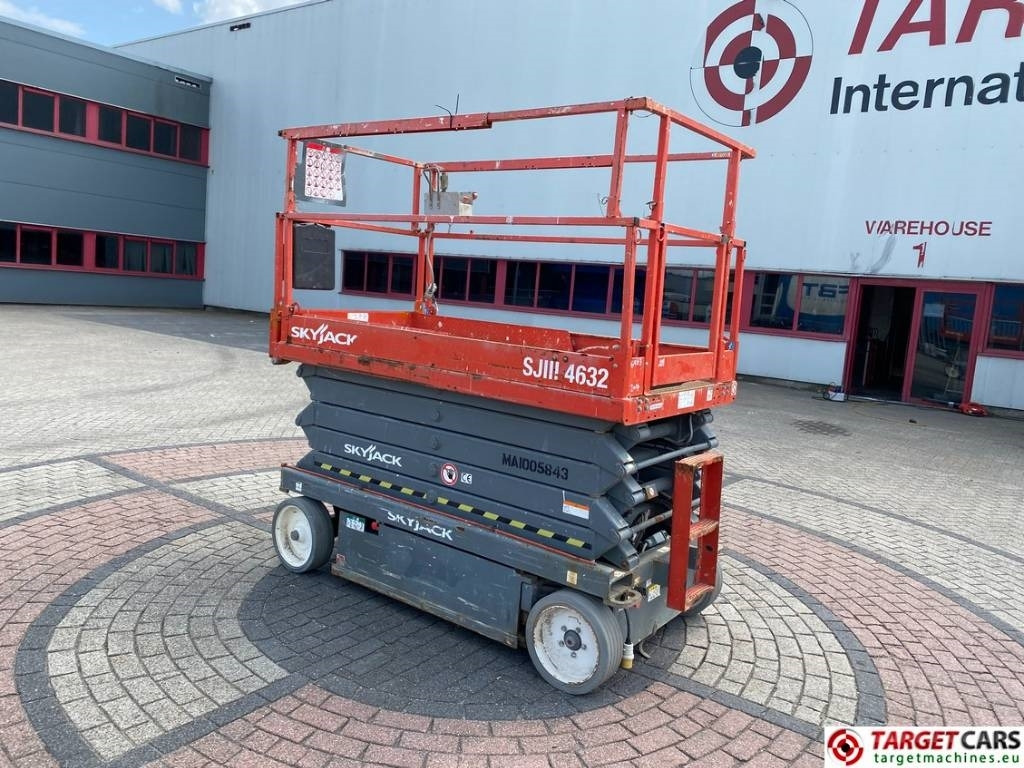 SkyJack SJIII-4632 Electric 4632 Scissor Work Lift 1170cm - Saxlift: bild 4 SkyJack SJIII-4632 Electric 4632 Scissor Work Lift 1170cm - Saxlift: bild 4