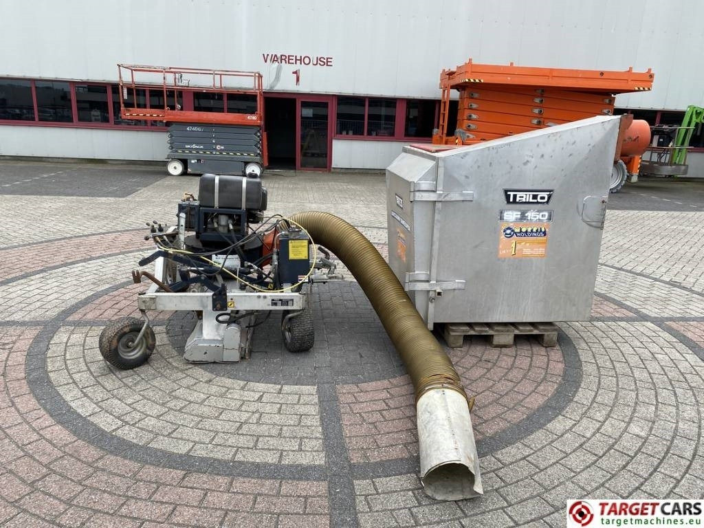 Trilo SF150 Leaf Vacuum Sweeper Unit - Utility/ Specialfordon: bild 1 Trilo SF150 Leaf Vacuum Sweeper Unit - Utility/ Specialfordon: bild 1