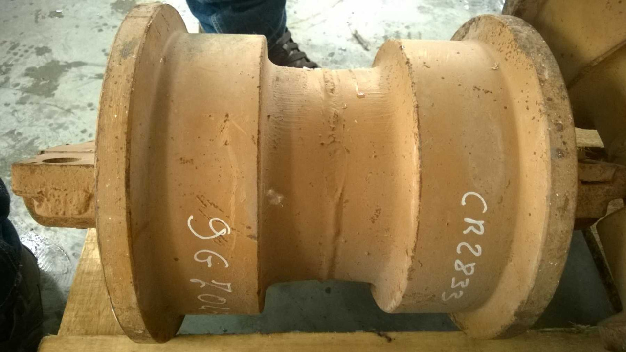 Caterpillar 235 245 983 4 Rulli. CR2833 - Larvband - Rulle för Byggmaskiner: bild 2 Caterpillar 235 245 983 4 Rulli. CR2833 - Larvband - Rulle för Byggmaskiner: bild 2