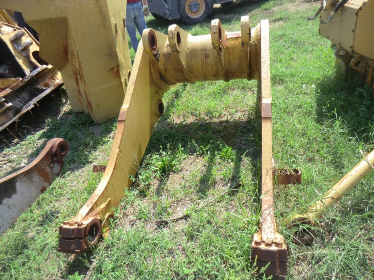 Caterpillar 973 LGP BRACCIO CON LEVE E LINK - Bom för Byggmaskiner: bild 2 Caterpillar 973 LGP BRACCIO CON LEVE E LINK - Bom för Byggmaskiner: bild 2