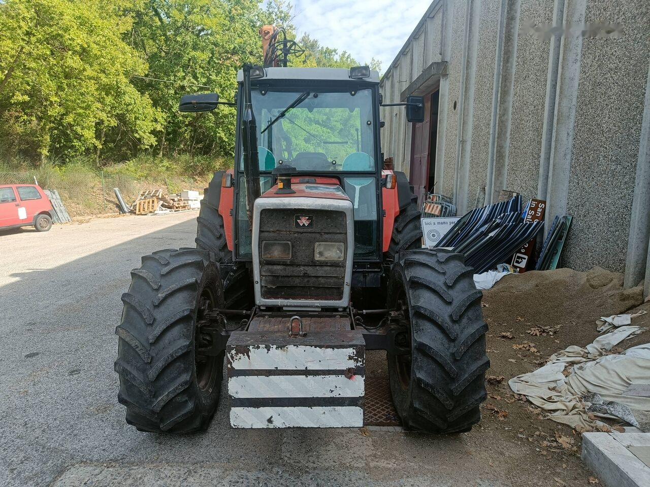 Massey Ferguson 383 - Traktor: bild 1 Massey Ferguson 383 - Traktor: bild 1