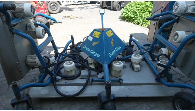 Green Clipper 4 meter elektrische maaier met aggregaat aftakas aangedreven - Tillbehör för Lantbruksmaskiner: bild 3 Green Clipper 4 meter elektrische maaier met aggregaat aftakas aangedreven - Tillbehör för Lantbruksmaskiner: bild 3