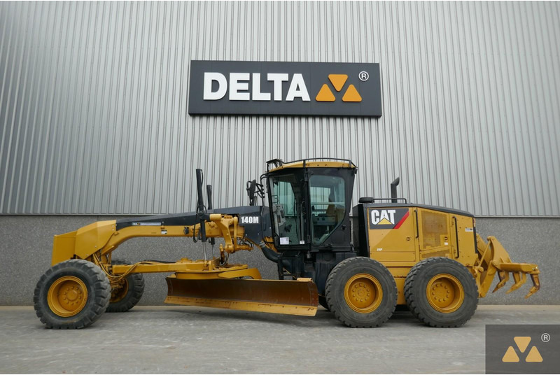 Caterpillar 140M - Väghyvel: bild 1 Caterpillar 140M - Väghyvel: bild 1