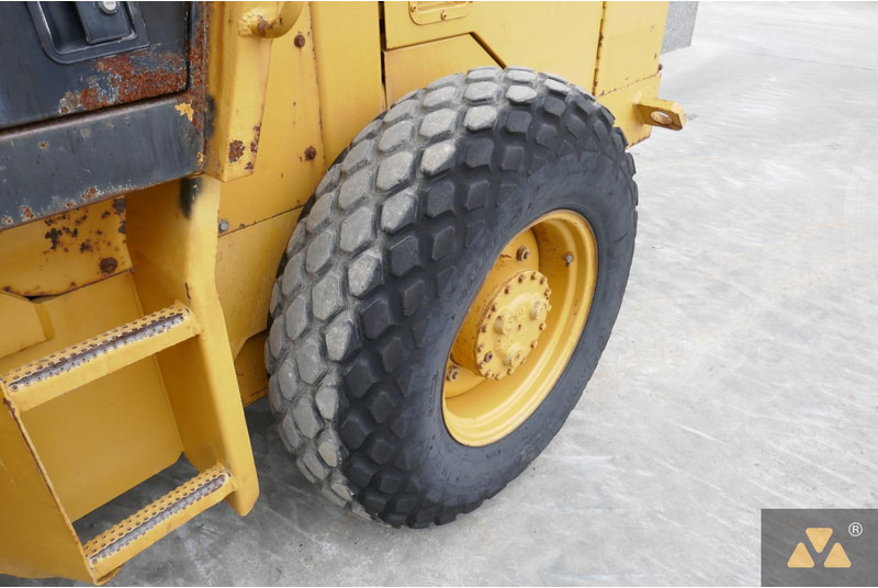 Vält Caterpillar CS433C: bild 20
