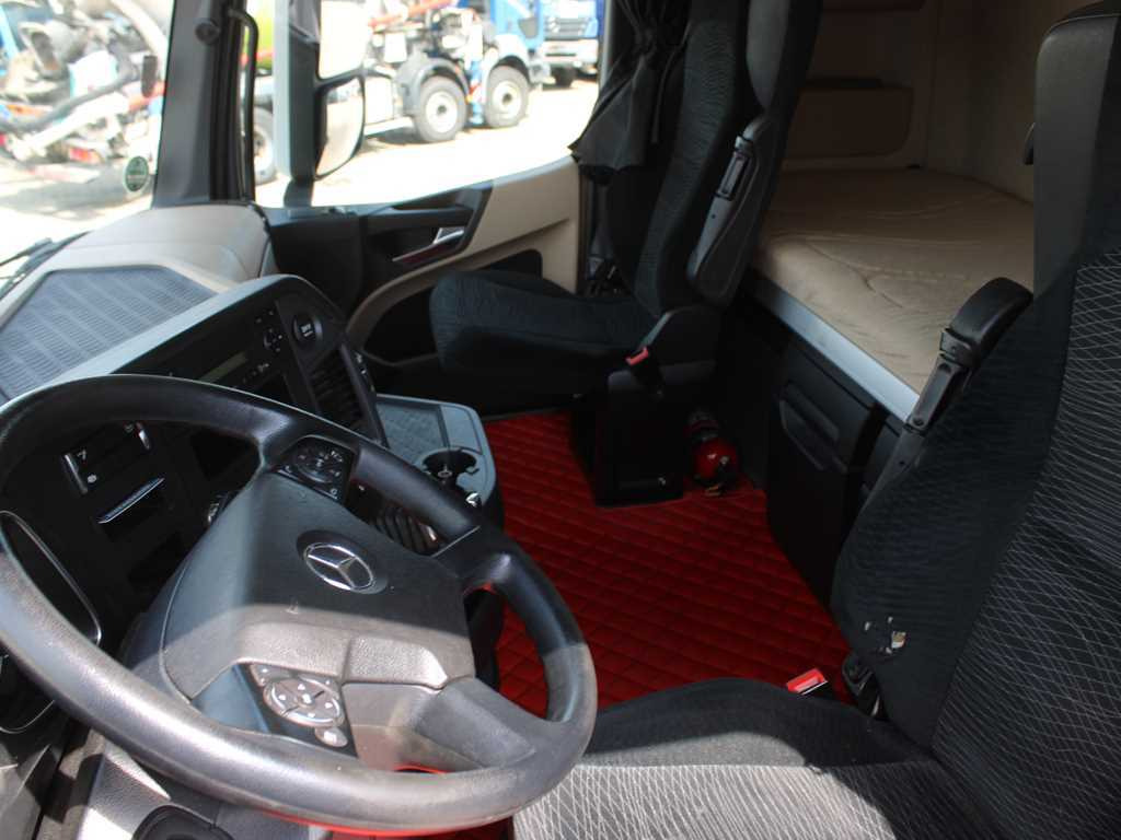 Dragbil Mercedes-Benz Actros 1845, LOWDECK, EURO 6: bild 8 Dragbil Mercedes-Benz Actros 1845, LOWDECK, EURO 6: bild 8